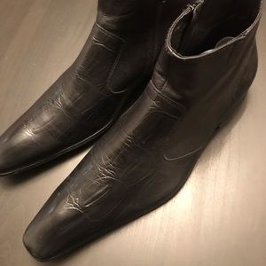 Aldo Men’s Black Leather Zip Ankle Boots